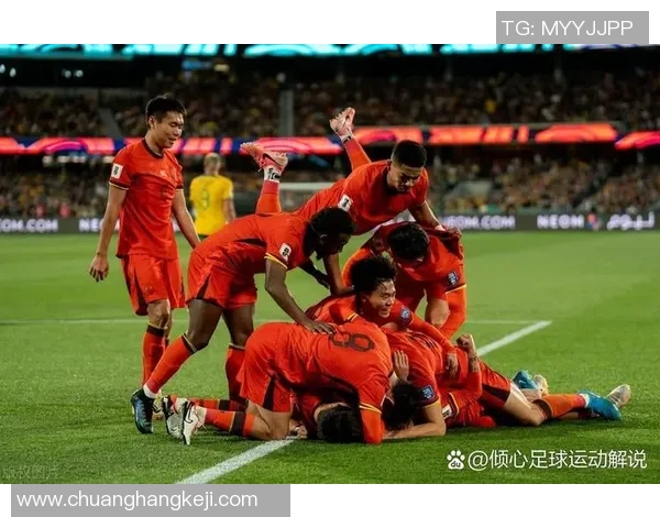 深圳足球队的拼搏之路：一段不屈不挠的奋斗纪实与荣耀回顾